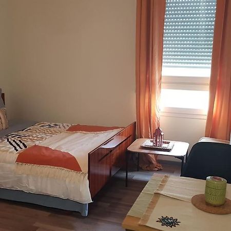 Studio Orleans Theatre Apartment Luaran gambar